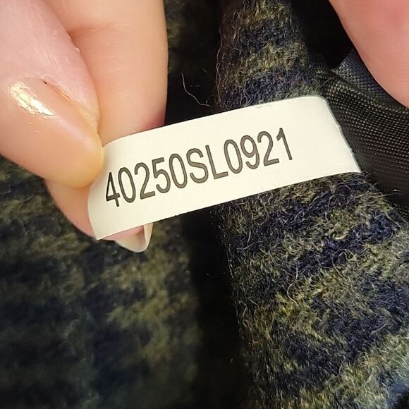 Preston & York. Wool Blend Poncho. OSFA. NWT - Picture 9 of 9